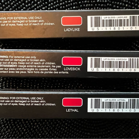 Younique Lucrative Lipgloss - Picture 2 of 4